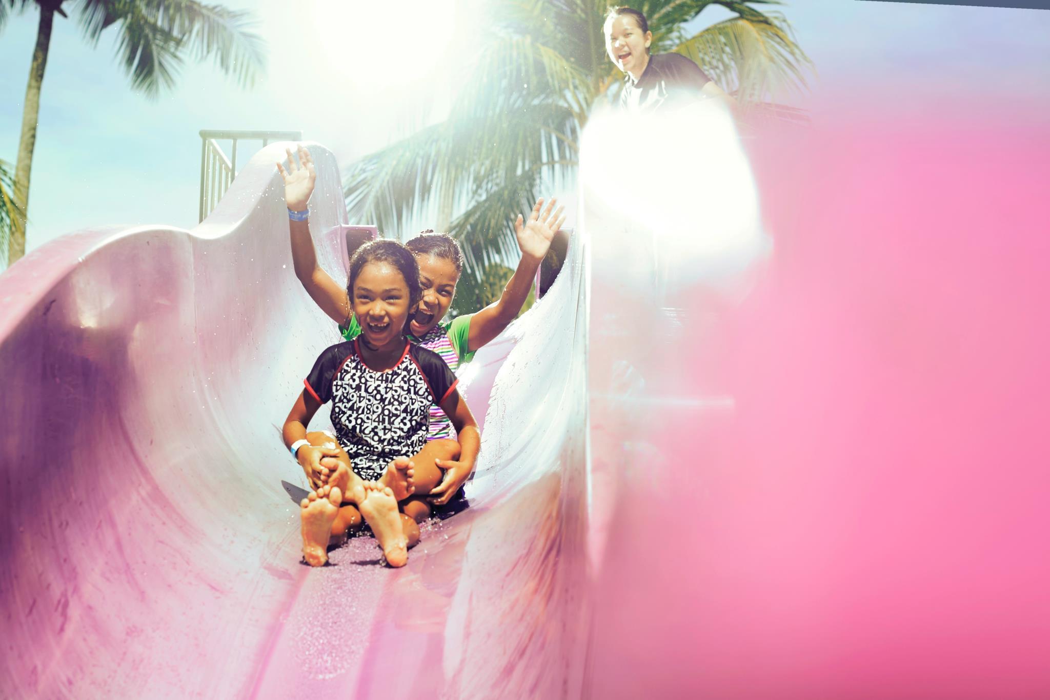 Hard Rock Hotel Penang Batu Ferringhi Zewnętrze zdjęcie The Pink Slide